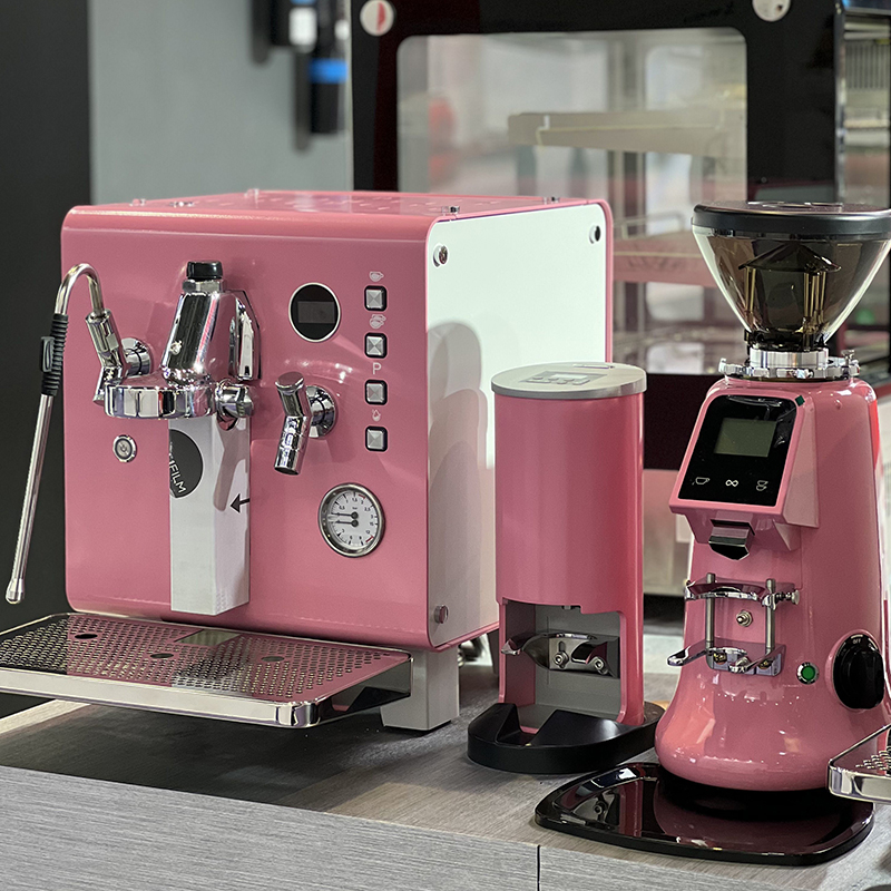 เครื่องชงกาแฟระดับมืออาชีพ สีช - Commercial Espresso Machine บทวิจารณ์และราคา